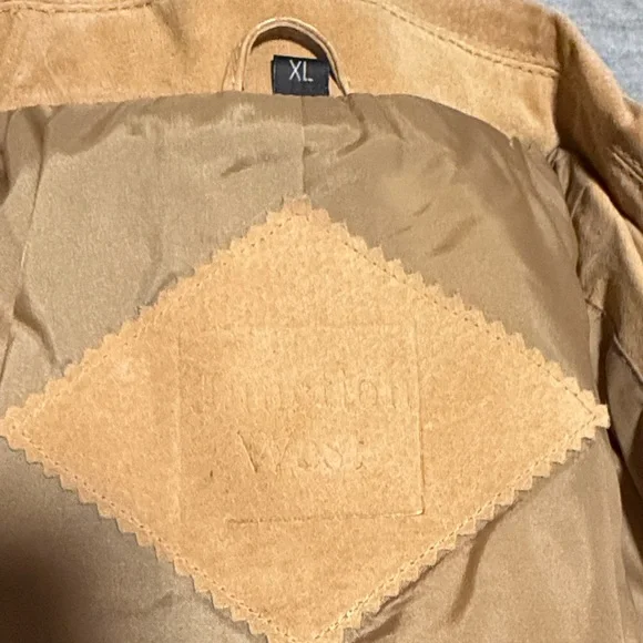 Women's Suede Button-Front Jacket in Tan - Picture 2 of 5